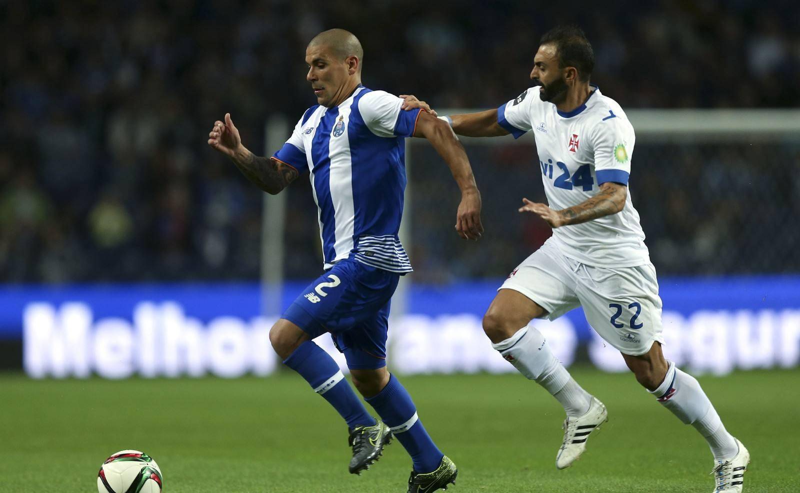 萨尔茨堡红牛VS本菲卡_欧冠:那不勒斯vs布拉加 萨尔茨堡vs本菲卡