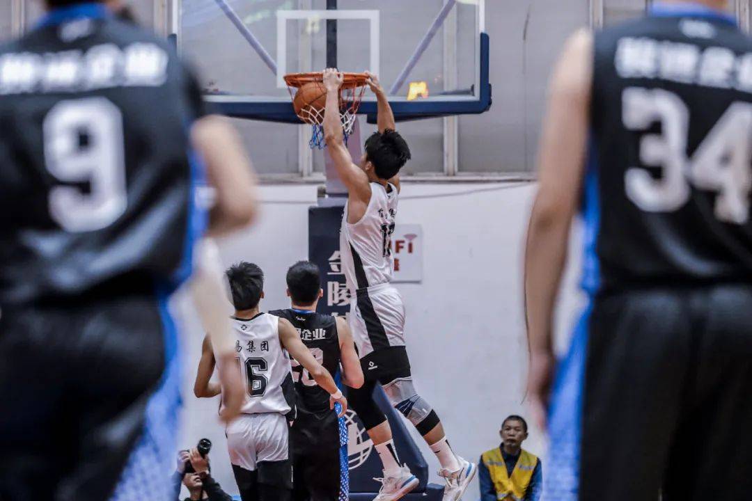 大利甲组联赛_大朗篮球就是这么燃大利甲组联赛!石厦队夺得甲组联赛冠军!