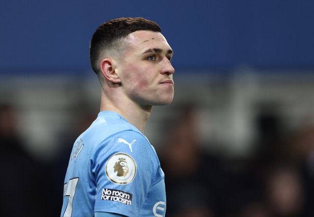 皇冠登1登2登3出租_曼城3-0年轻人集锦:福登破门