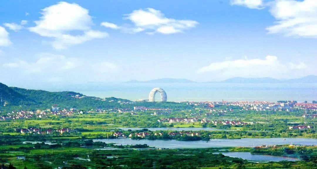 皇冠代理登1,2,3_【湖州皇冠假日酒店】¥999抢3天2晚套餐皇冠代理登1,2,3,含高级房2间夜+2大2小自助早餐/间夜+自助晚餐66折券1份+湿地公园萌宠玩赏等~