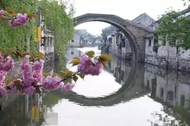 皇冠代理登1,2,3_【湖州皇冠假日酒店】¥999抢3天2晚套餐皇冠代理登1,2,3,含高级房2间夜+2大2小自助早餐/间夜+自助晚餐66折券1份+湿地公园萌宠玩赏等~