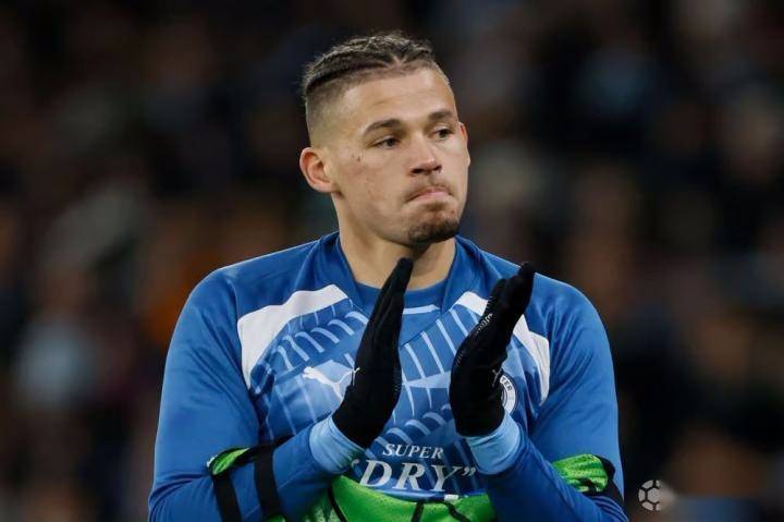 皇冠信用网出租足球_霍奇森:若曼城要出租菲利普斯皇冠信用网出租足球,水晶宫非常乐意让他加盟球队-足球比赛