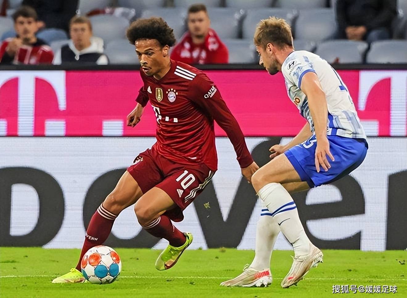 年轻人足球_今日足球:多特蒙德vs巴黎圣日尔曼 莱比锡红牛vs年轻人