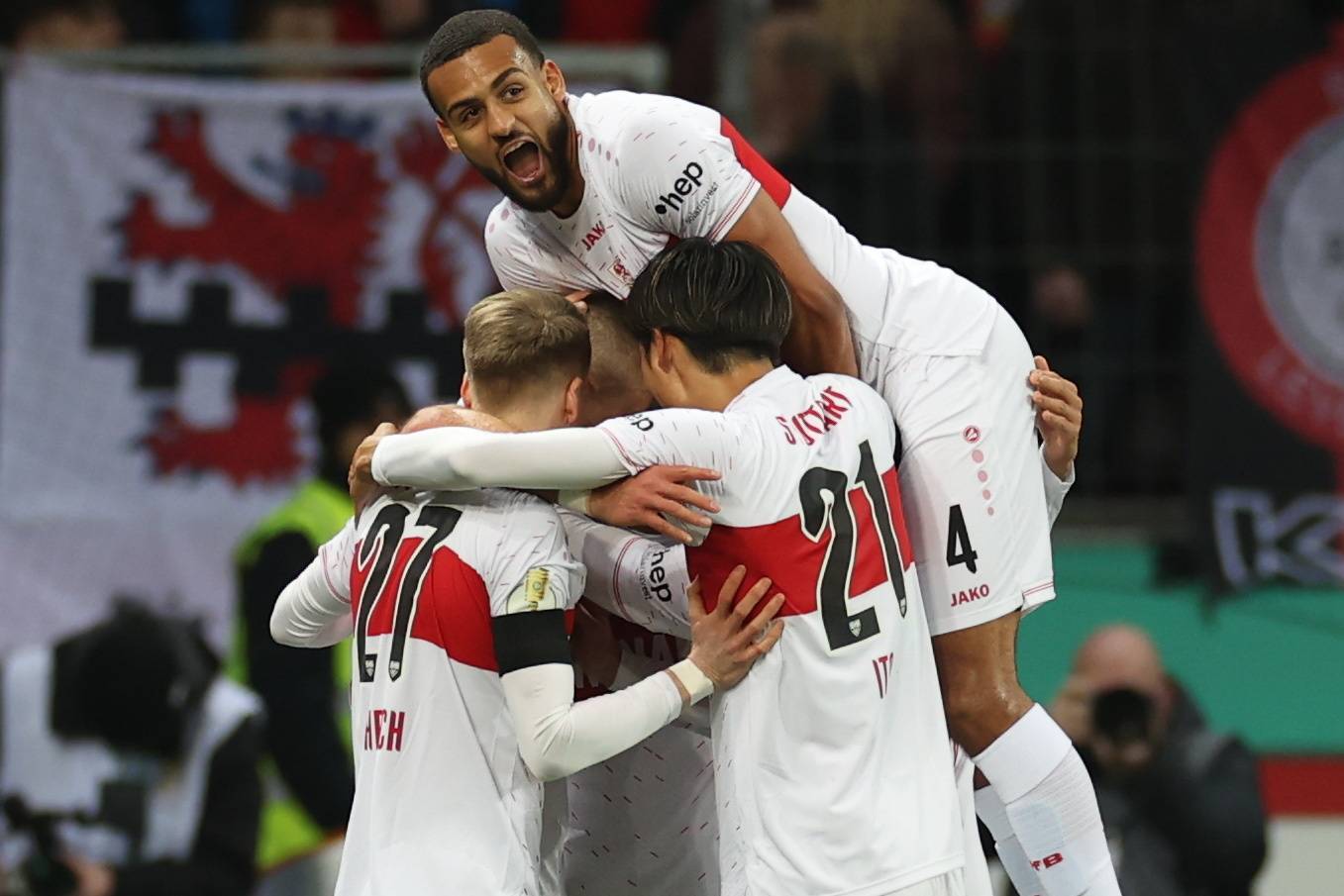 德国杯_足球——德国杯:勒沃库森胜斯图加特