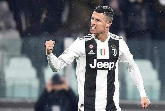 波尔图足球直播_今日足球:利物浦、卢顿、那不勒斯、巴塞罗那、阿森纳、 波尔图