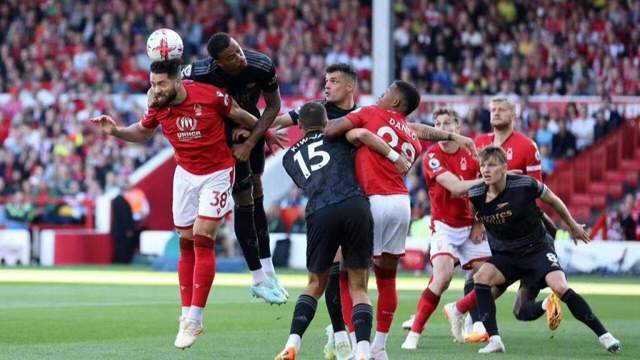 波尔图足球直播_今日足球:利物浦、卢顿、那不勒斯、巴塞罗那、阿森纳、 波尔图