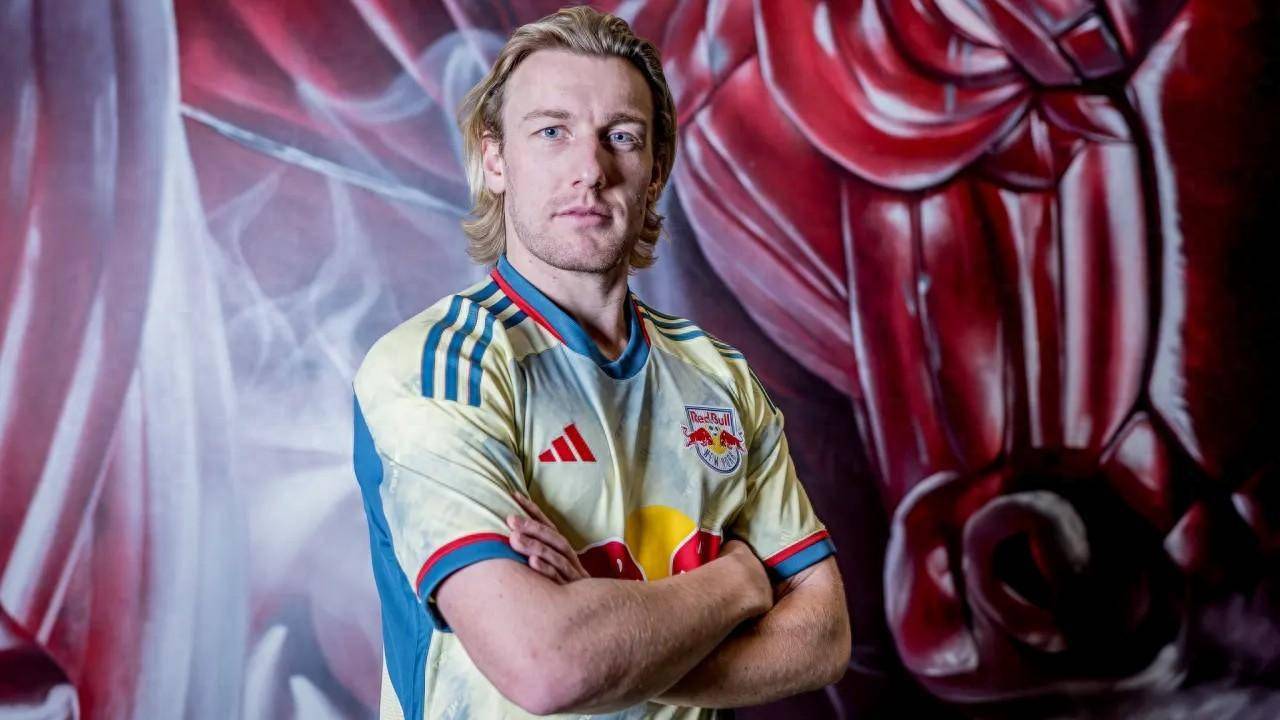 萨尔茨堡红牛足球_内部转会萨尔茨堡红牛足球!纽约红牛高管谈签下福斯贝里:感谢红牛足球的支持