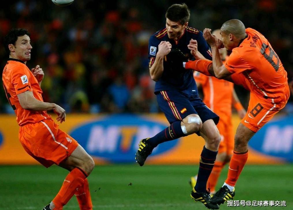 费耶诺德足球直播_今日足球:费耶诺德vs格罗宁根 圣克拉拉vs波尔图