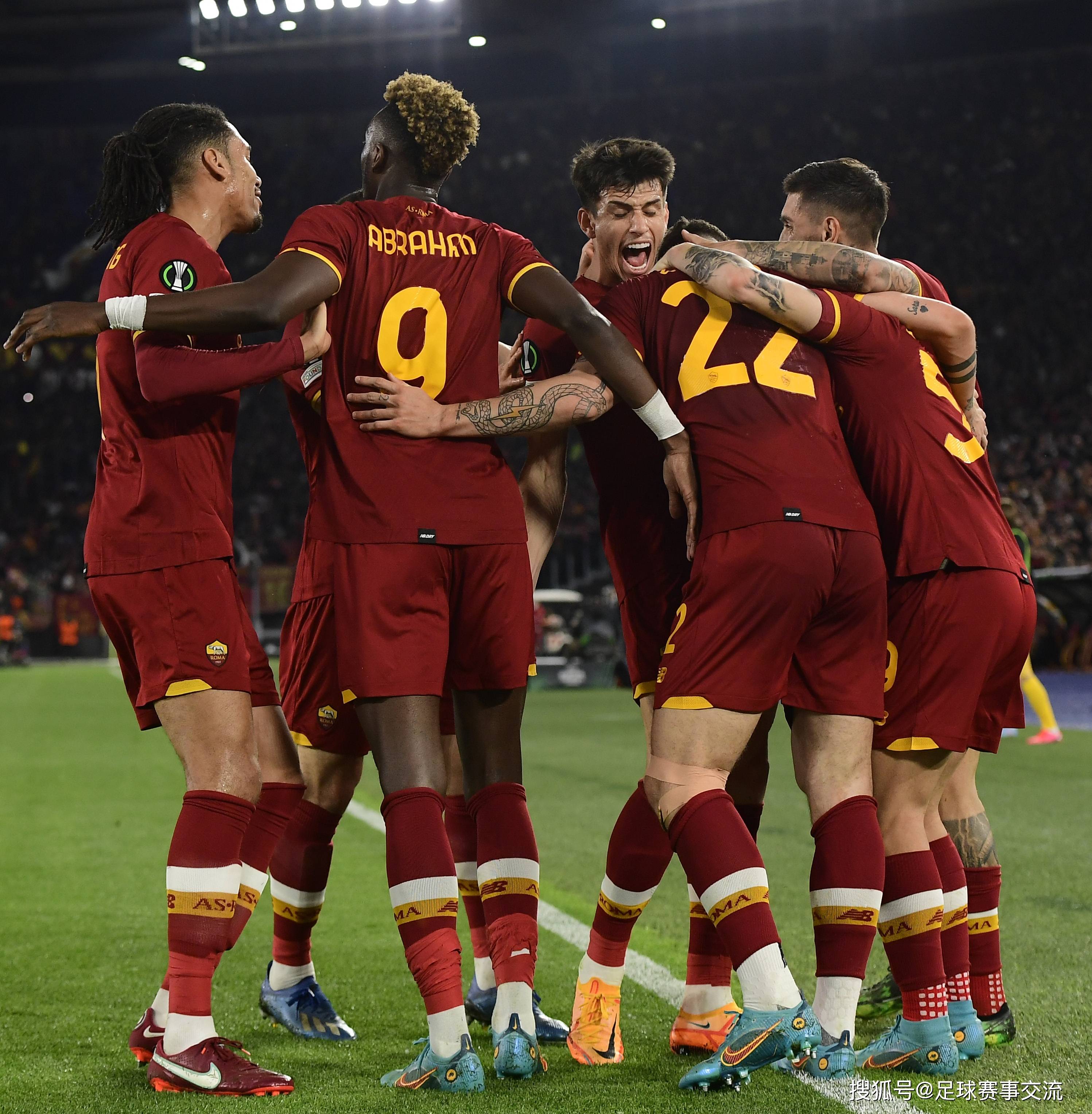 朗斯足球直播_今日足球:弗赖堡vs朗斯 罗马vs费耶诺德