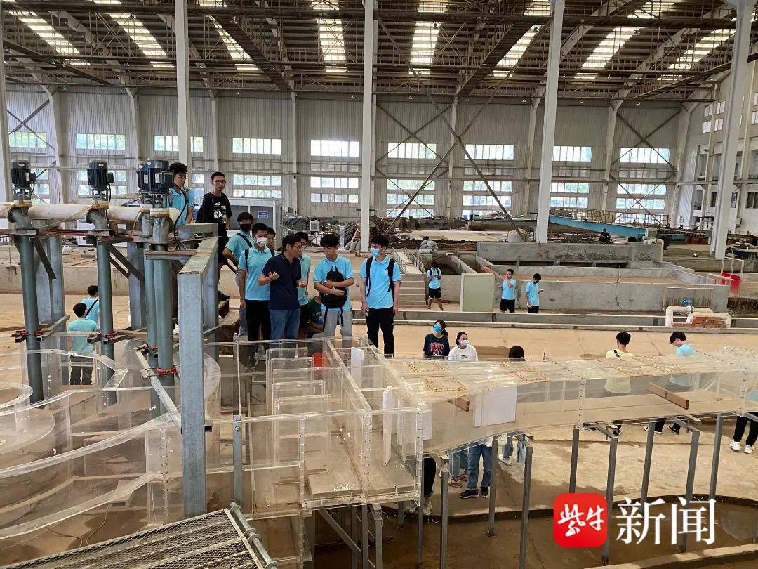 新2足球网址_足球运动全国首批新2足球网址!河海大学本科新专业+2