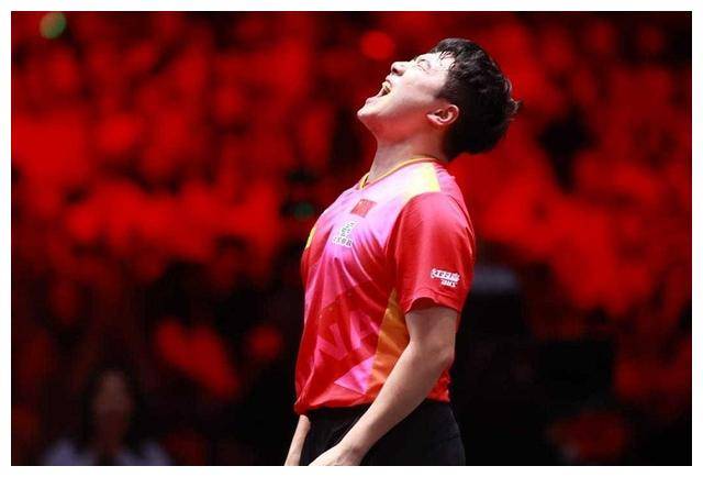 皇冠信用网登1_横扫梁靖崑皇冠信用网登1,王楚钦双喜,夺双冠+登世界第1!