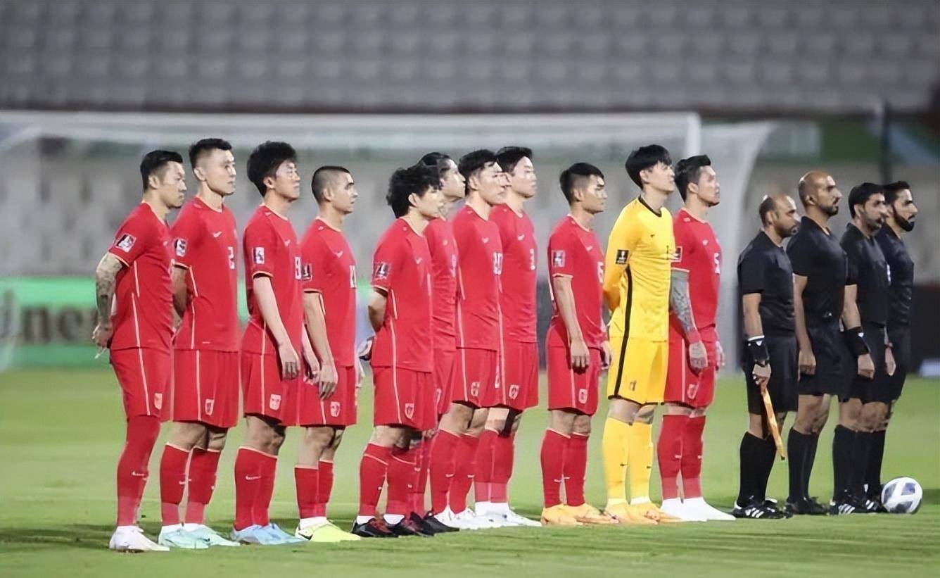 德国乙组联赛_郑智携手中方教练组亮相德国联赛德国乙组联赛,拜访大牌名帅克劳琛,引发热议