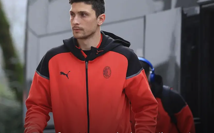 AC米兰比赛_AC米兰青年队在30岁米兰中卫下场后AC米兰比赛,不知所措,1:4输掉比赛