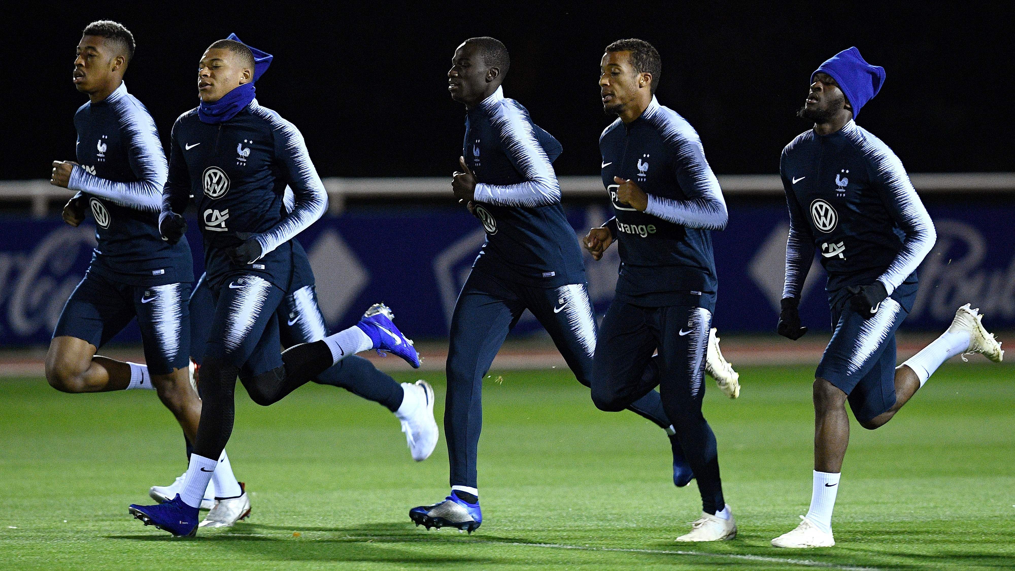 欧洲杯比分_「大象比分」2024欧洲杯冠军展望:四支球队谁将问鼎欧洲杯比分?