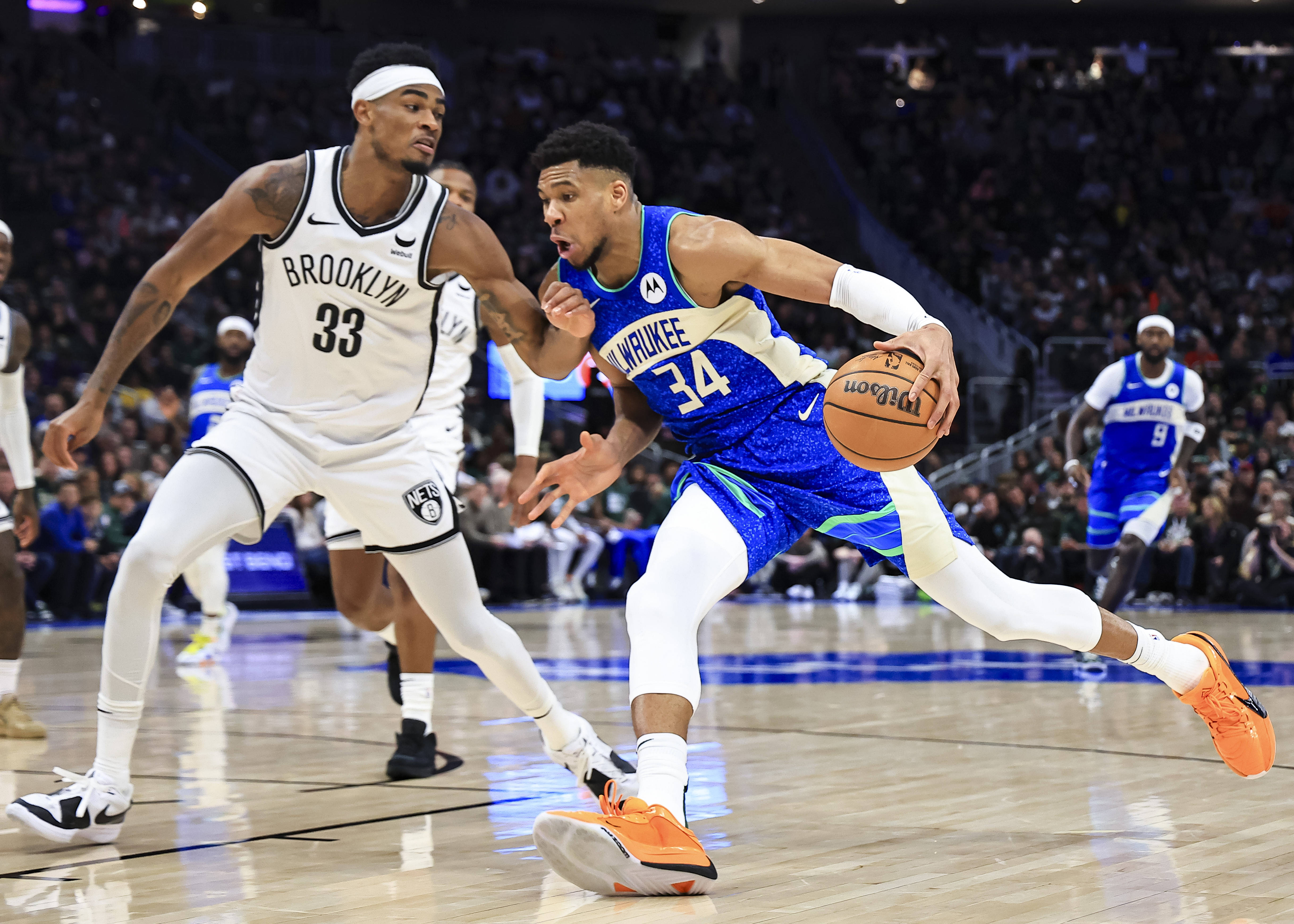 篮球投注网_篮球——NBA常规赛:雄鹿胜篮网