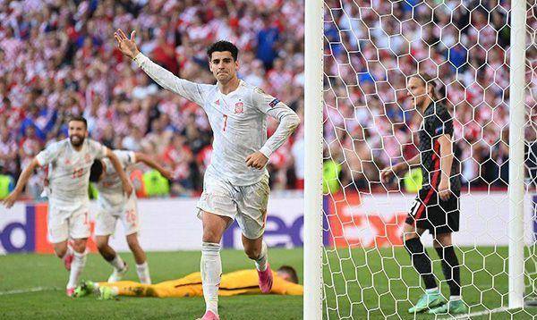 西班牙VS克罗地亚_西班牙:克罗地亚的压制者