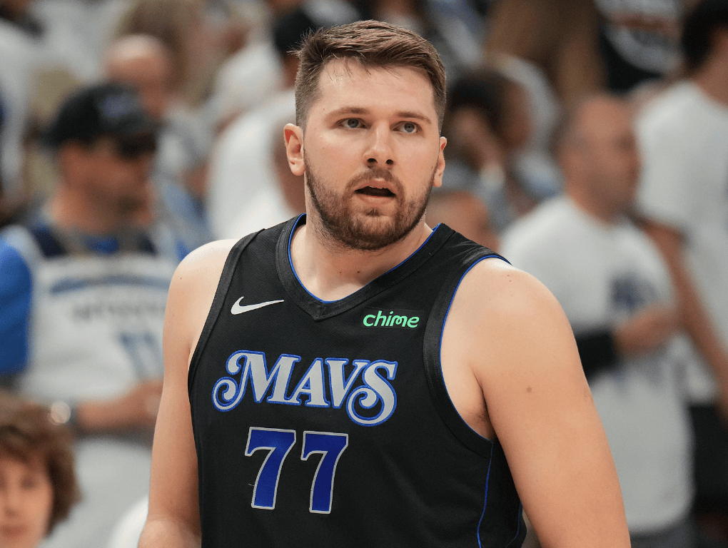 皇冠信用网登3_东契奇3秒准绝杀登全美第一热搜:两名宿盛赞强于伯德 3.46亿超值