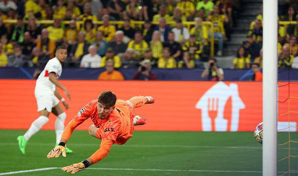 皇冠信用网登0_强强对话!多特1-0巴黎:菲尔克鲁格建功皇冠信用网登0,登贝莱失良机