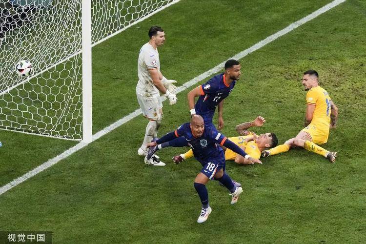 欧洲杯八强_一觉醒来欧洲杯八强,荷兰土耳其是欧洲杯八强了!