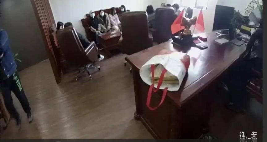 皇冠会员注册_涉案545亿元皇冠会员注册,注册会员210万,这类App很危险!