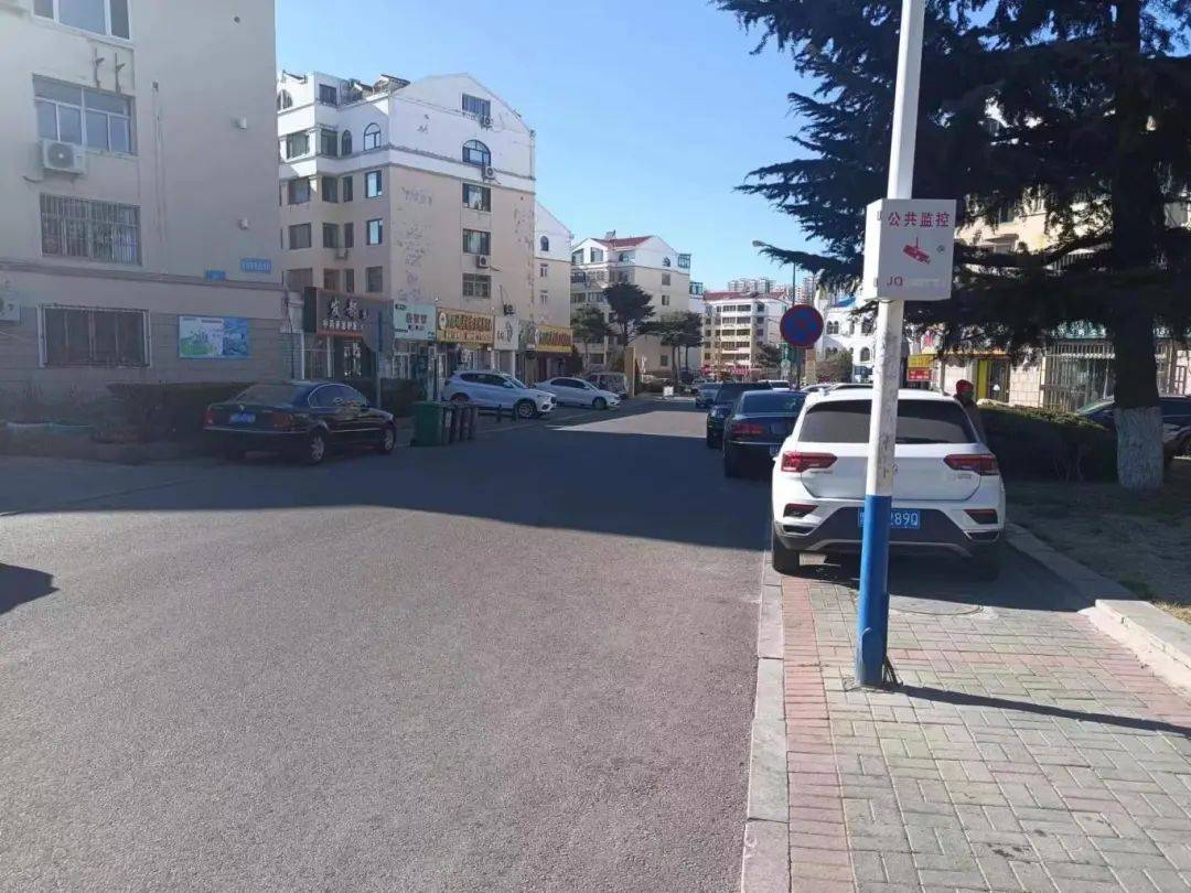 皇冠app安装_皇冠街道:安装起落杆 增强小区微治理