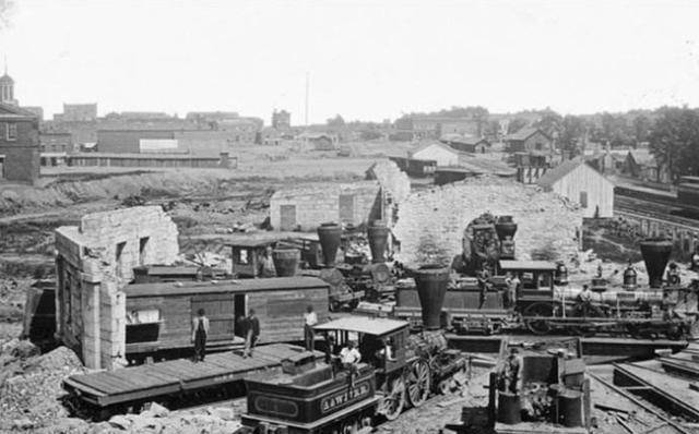 美国-德国_当年德国美国同时崛起美国-德国,为何西方只遏制德国,而不干涉美国呢?