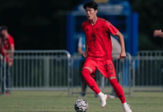 皇冠足球平台_星空体育报:拜仁对足球人才的渴望平台稳定