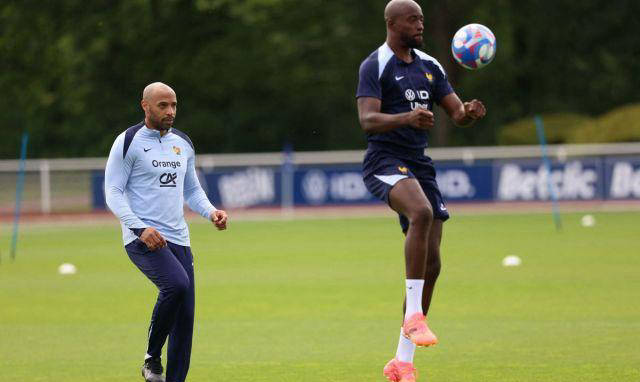 法国-几内亚_法国国奥VS几内亚国奥:法国国奥力争连胜法国-几内亚,几内亚国奥面临提前出局?