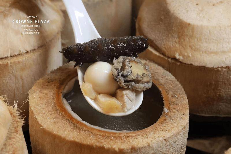 皇冠代理登1,2,3_【扬州皇冠假日酒店】3天2晚¥999起享高级房2间夜(不含早)+首日欢迎水果1份+室内恒温游泳池等~