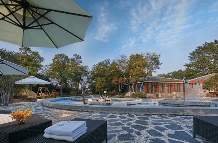 皇冠代理登1,2,3_【扬州皇冠假日酒店】3天2晚¥999起享高级房2间夜(不含早)+首日欢迎水果1份+室内恒温游泳池等~