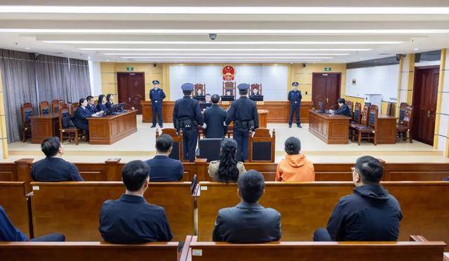 皇冠信用平台出租出售_受贿上千万皇冠信用平台出租出售!山东日照市原一级巡视员刘兆亮获刑11年