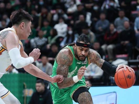 皇冠信用网在线申请_截胡了皇冠信用网在线申请?曝广东签下莫兰德 开出报价远高于来辽宁