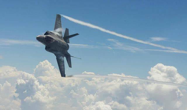 皇冠信用网会员_F35奔袭3600公里轰炸皇冠信用网会员,数百雷达全瞎眼,以军导弹却大量空中爆炸