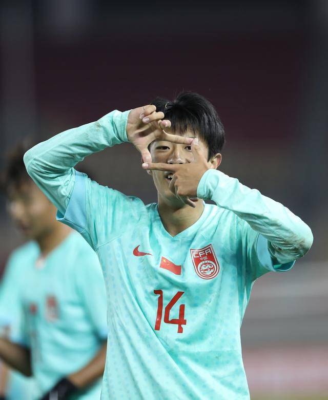 皇冠信用網代理_U17足球亚洲杯预选赛:中国队平韩国队