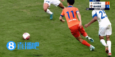 皇冠信用網登3代理_亲手送走?马宁看VAR坚持直红+10秒两黄皇冠信用網登3代理,先后罚下梅州两人🟥