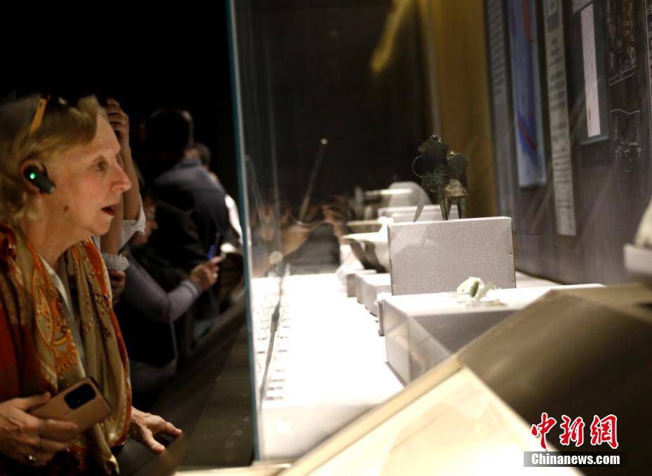 皇冠信用网开户_河南郑州:13国逾40位外籍古典学专家学者开启“商都”之旅