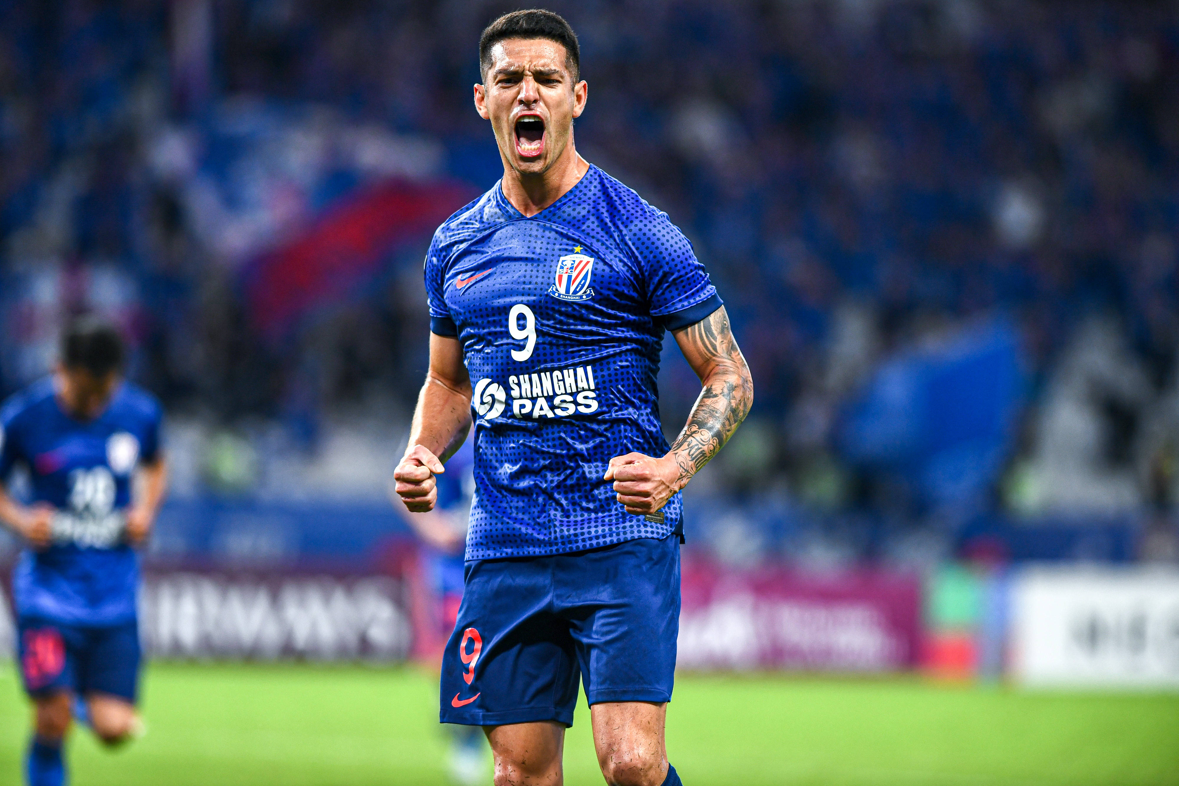 皇冠体育App下载_2球领先遭绝平皇冠体育App下载!亚冠-于汉超传射 申花2-2中央海岸水手