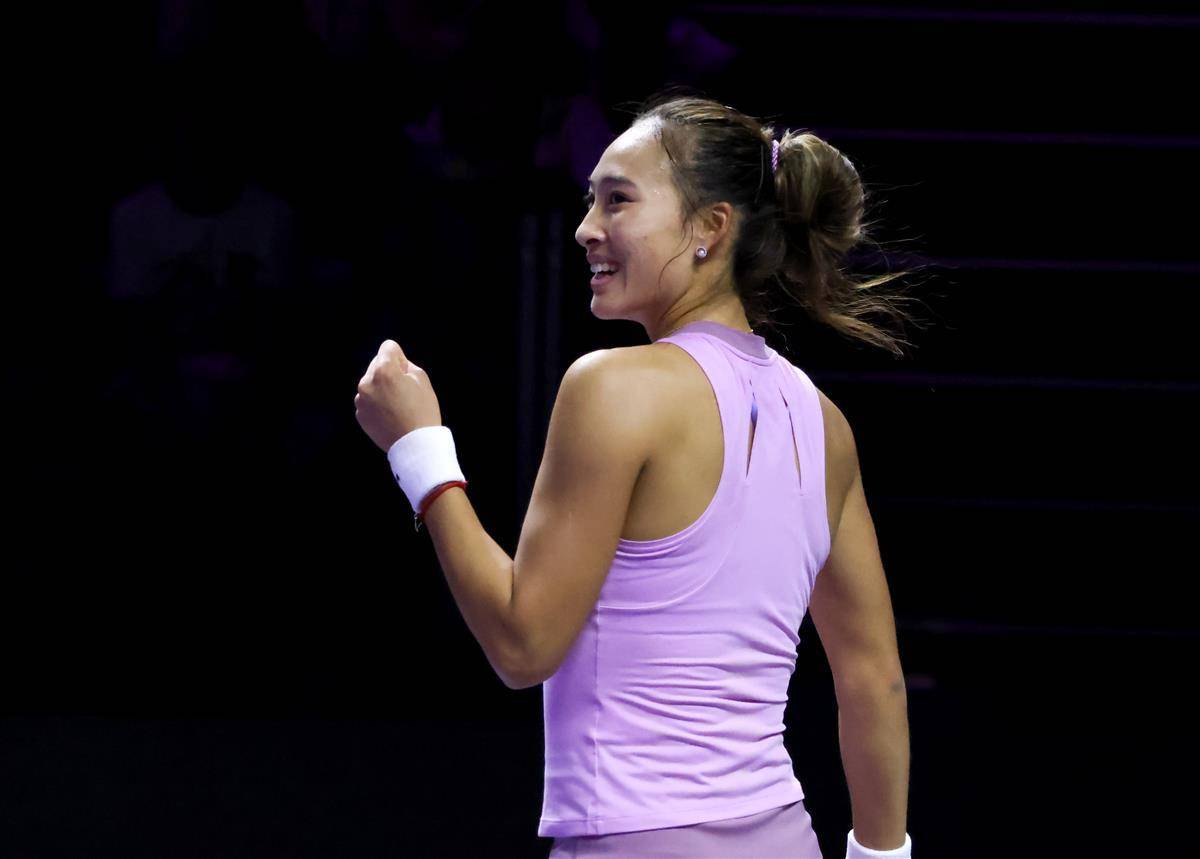 皇冠信用网代理_郑钦文不敌高芙皇冠信用网代理,获得总决赛亚军,不过她已追平李娜成就