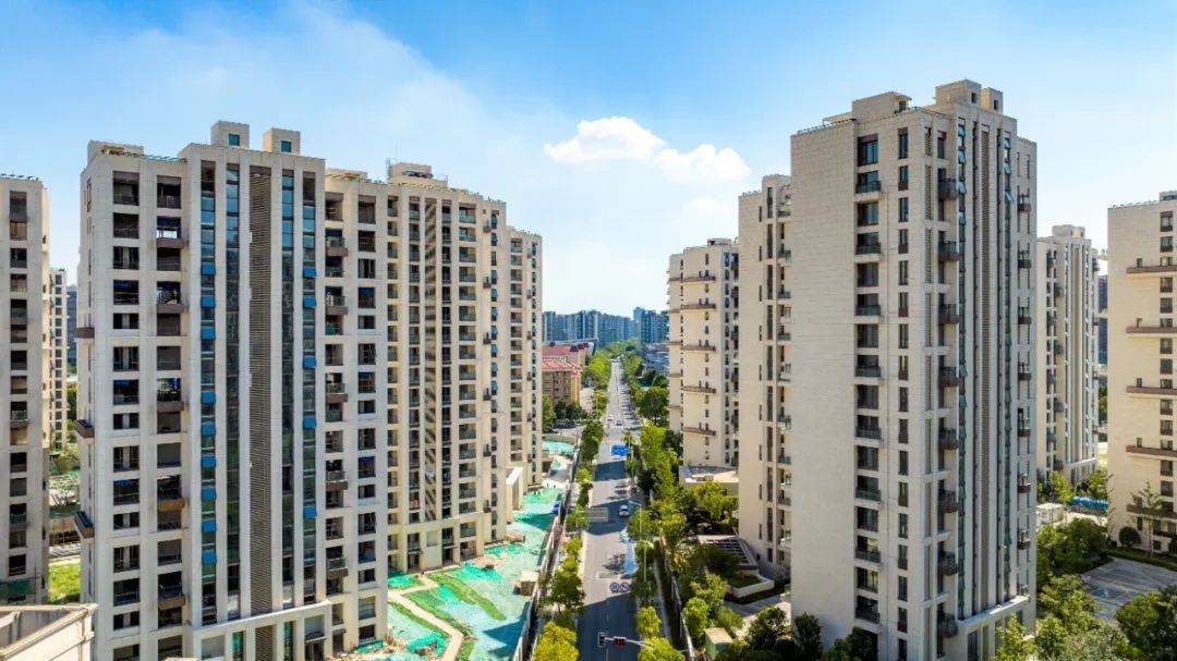 皇冠信用盘在哪里注册_意外!南京一豪宅小区选聘物管皇冠信用盘在哪里注册,保利物业带资200万元入场却遭淘汰