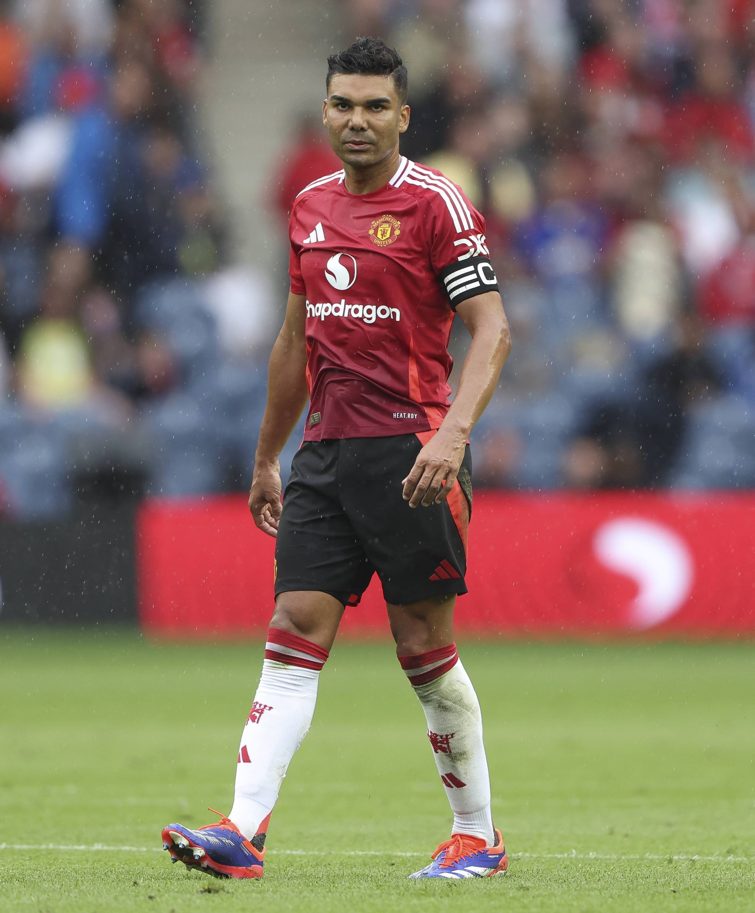 皇冠信用网代理_卡塞米罗:每个人都对阿莫林有很高的评价 与范尼共事是一种荣幸