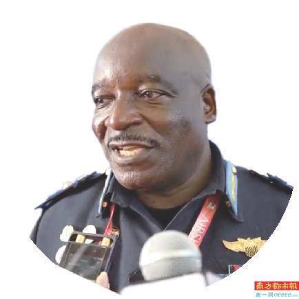 皇冠信用盘登3出租_“我还没见过这么大的飞机皇冠信用盘登3出租,太喜欢了”