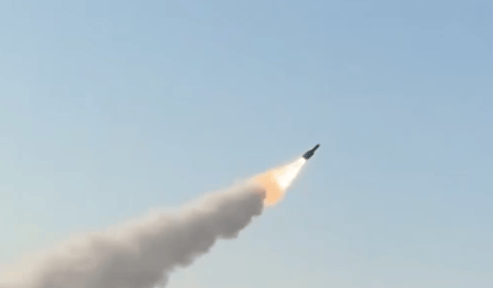 皇冠信用最新地址_以军总部、国防部遭导弹打击!以军称打死真主党一名高级指挥官!以色列高层访美展开密集互动皇冠信用最新地址,有何意图?