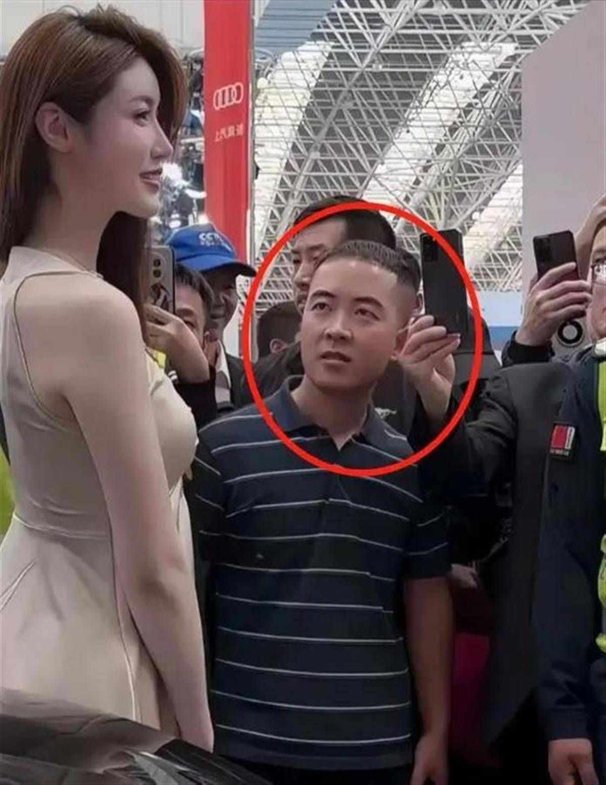 皇冠信用網开户_“条纹哥”账号被封皇冠信用網开户,模特委员会此前发文:玷污了我们高雅格调