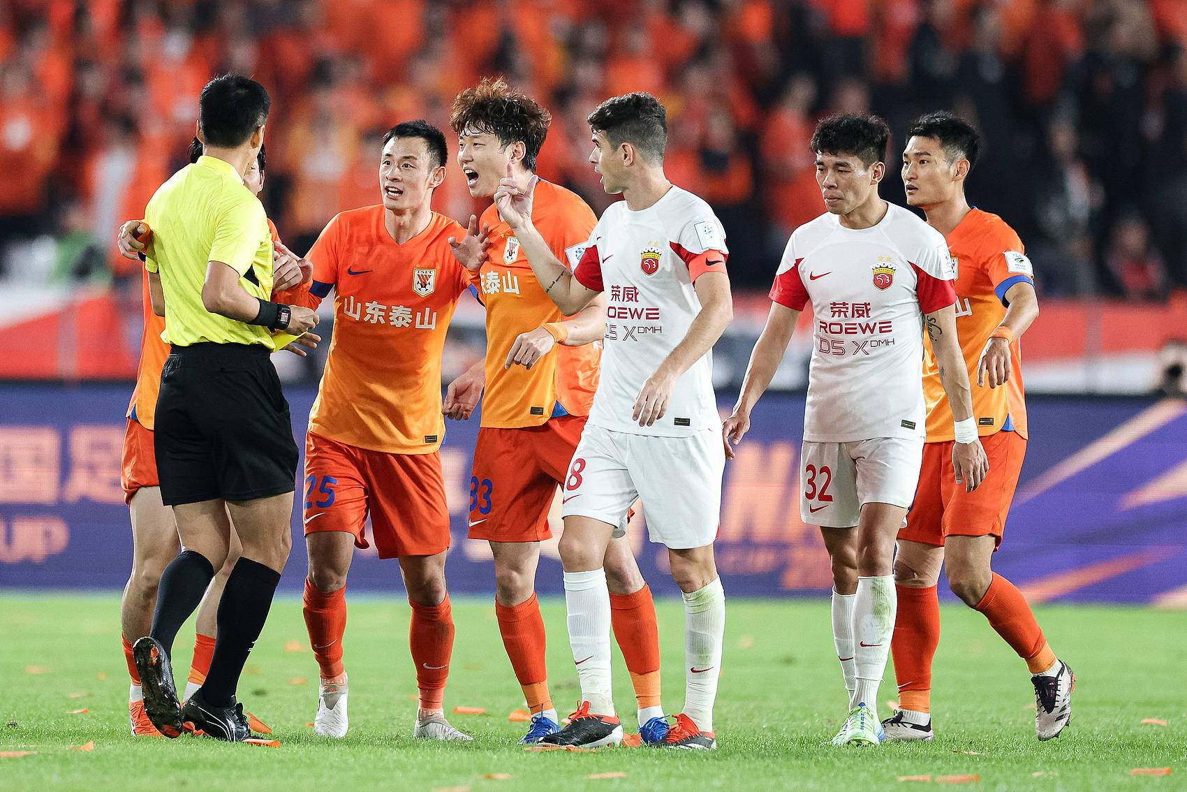 信用平台出租_双冠王信用平台出租!足协杯-李帅王振澳破门 海港3-1泰山首度夺冠