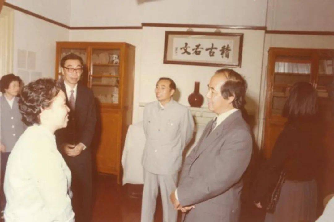 怎么申请皇冠信用网_李政道骨灰今天归葬苏州东山怎么申请皇冠信用网,与挚爱夫人永相伴!