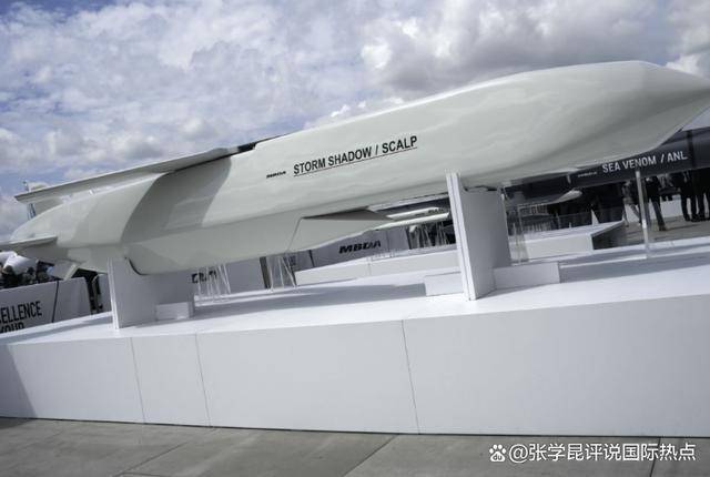 皇冠足球平台_英美同时参战后皇冠足球平台,中方发文警告,乌克兰传巨响,全面战争一触即发