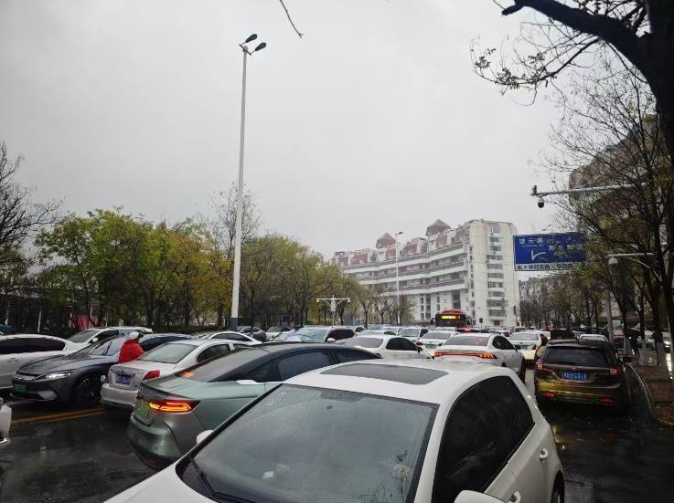 皇冠信用盘代理如何注册_今天太堵了!天津四大预警齐发!雨雪来袭皇冠信用盘代理如何注册,9级大风!