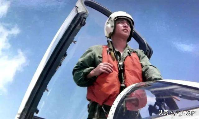 皇冠信用网开户_烈士王伟的孩子从北大硕士毕业后皇冠信用网开户,成为海军军官