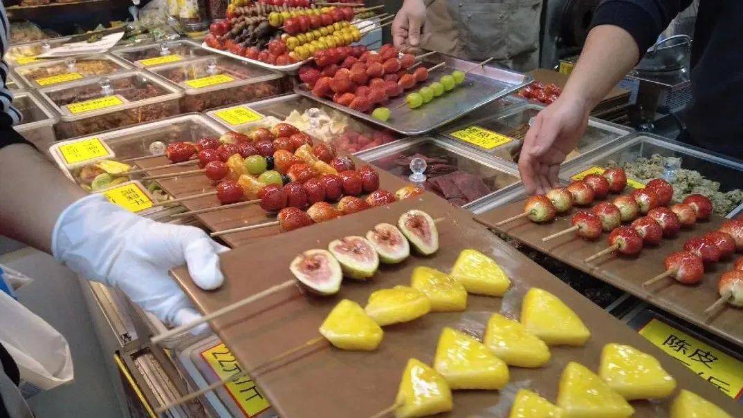 皇冠信用登2代理_开了15年突然火了皇冠信用登2代理!有人排队4小时!“泼天的富贵”让老板也有点“懵”...