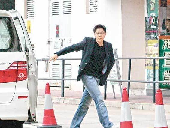 Vietnam Football Agent _霍启刚：我敢不疼老婆吗？那可是拿3000亿继承权换的Vietnam Football Agent ！